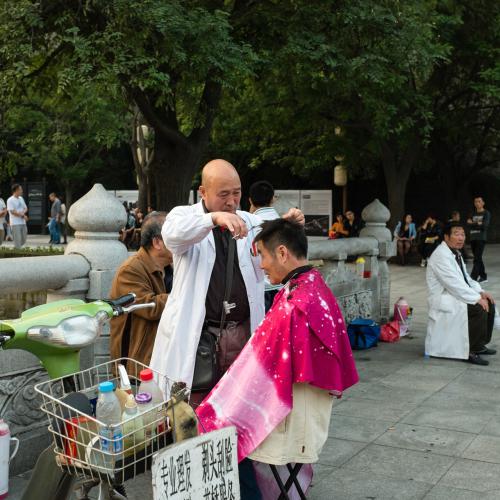 Pierre Tran Van Nhieu : Salon de rue (Xïan - Chine)