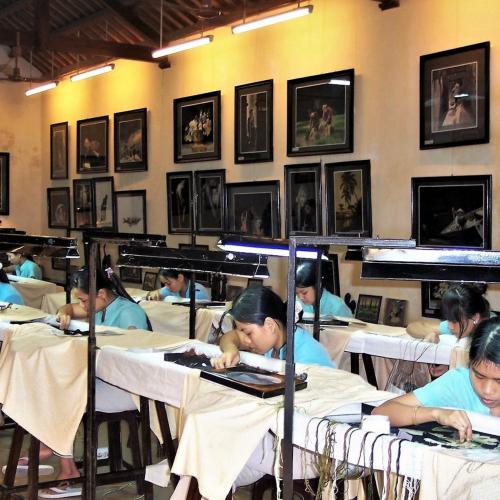 Pierre TRAN VAN NHIEU : Brodeuses (Vietnam)