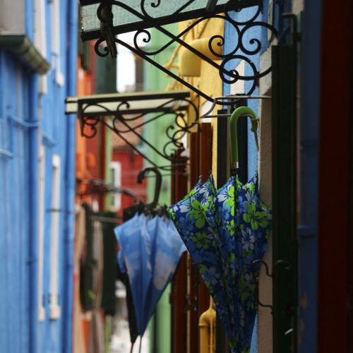 Thierry DELCROIX - Ambiance pluvieuse sur Burano (Venise)