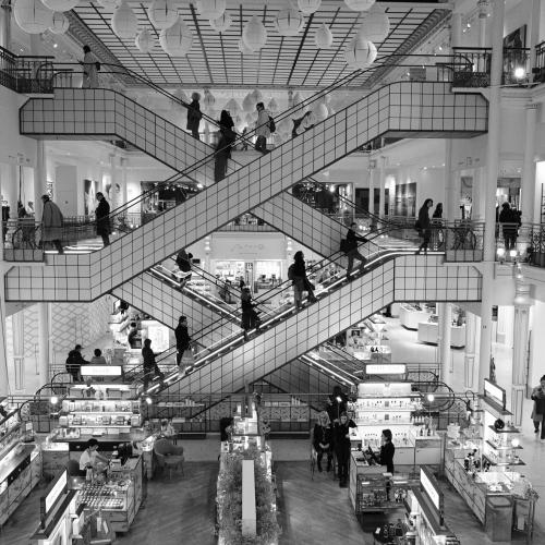 Roland XERRI - Au bon marché (Paris)