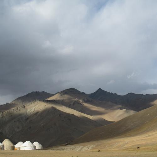 Françoise MONTAUD : Yourtes  Kirghizes