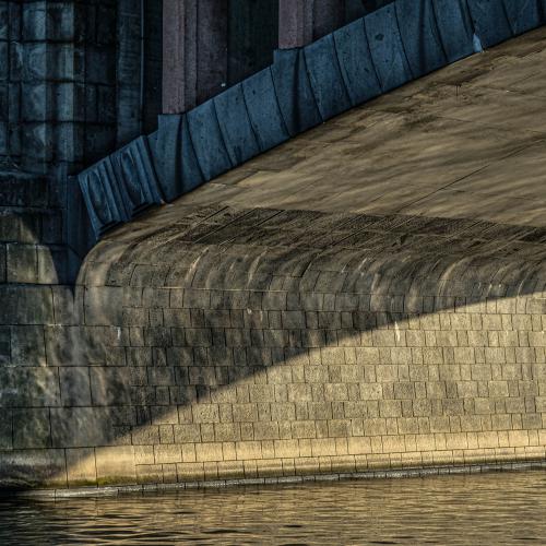 Jean-Pierre EVEN : Sous le pont du Danube