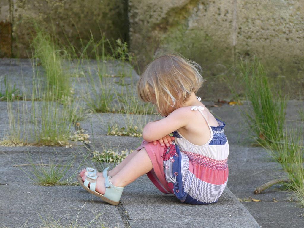 Triste et résignée